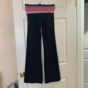 Lululemon yoga pants